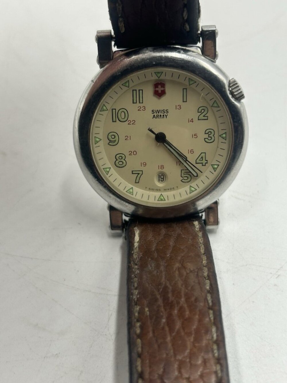 Vintage Swiss Army Ultra Rare Delta Men’s Beige Date Dial Elegant Round Watch✅